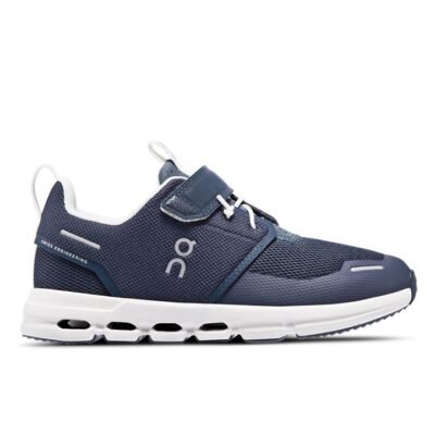 On Cloud Play Kids Midnight/ White Unisex Size 11