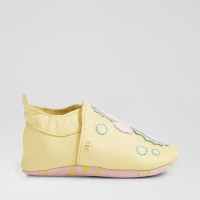 Ss Seahorse Pale Banana Leather Flat Shoes